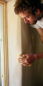 Smooth earthen wall surface
